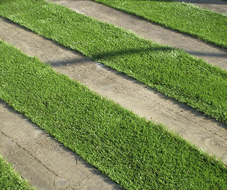 Entramado de traviesas de césped artificial