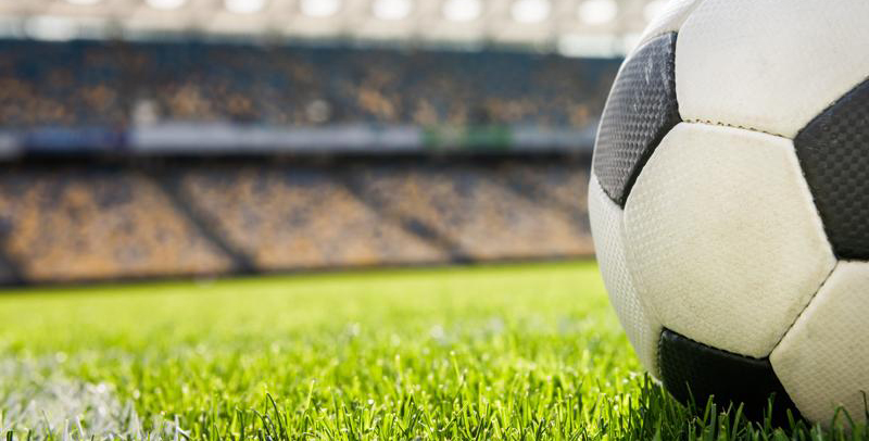 césped artificial para campos de fútbol